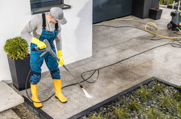 Pressure Washing Contractors in Edinboro, PA