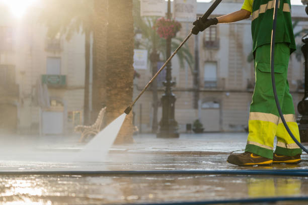 Best Commercial Pressure Washing  in Edinboro, PA